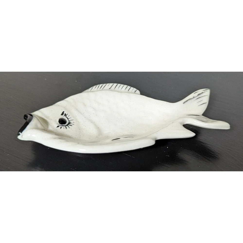 Vintage Ceramic Fish‎ Dish Black and White Seattle 1958
